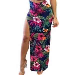 Long skirt with split